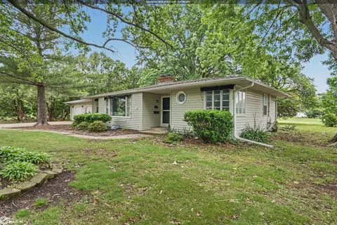 1400 Hagemann Ave, Burlington, IA 52601