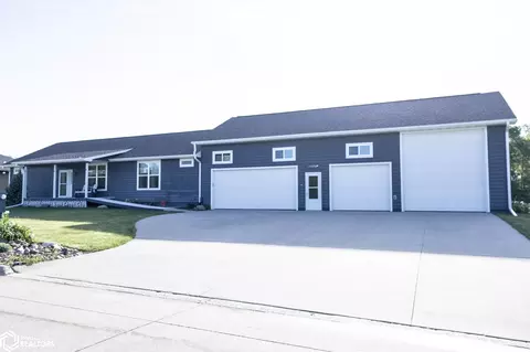 2490 Virginia Pkwy, Webster City, IA 50595