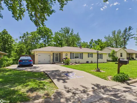 25 King St, Keokuk, IA 52632