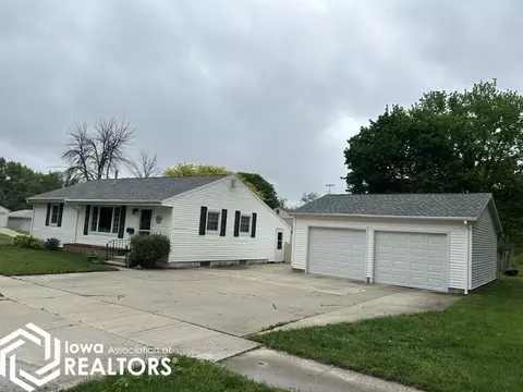 1816 Custer, Iowa Falls, IA 50126