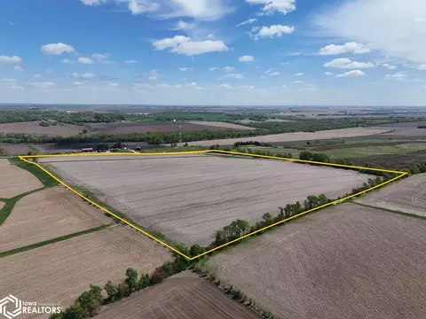 E Bertram Road, Mount Vernon, IA 52314