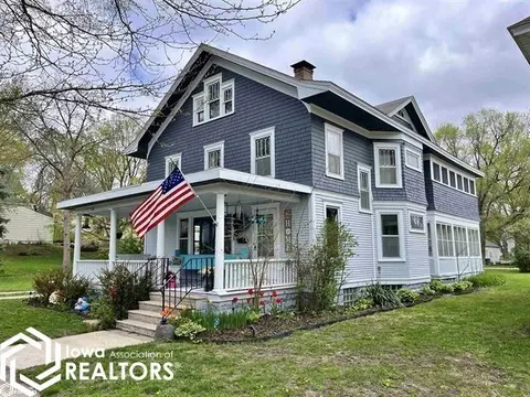 527 Walnut St, Webster City, IA 50595