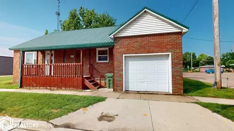 223 N 1st St, Greene, IA 50636