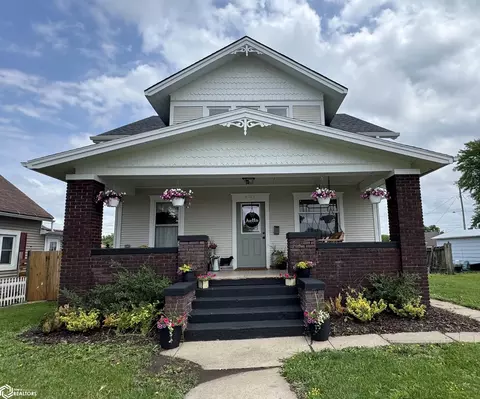 407 N Walnut St, Creston, IA 50801