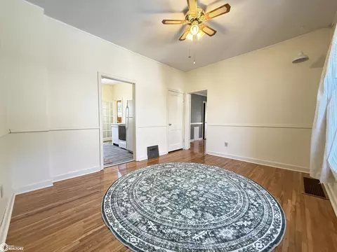 Living - 207 3rd St SE, Hampton, IA 50441 photo 2 of 5