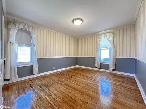 Bedroom - 207 3rd St SE, Hampton, IA 50441 photo 3 of 14