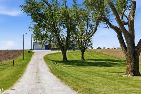 208 Main St, Martinsburg, IA 52568