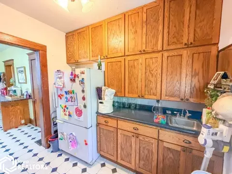 Kitchen - 1440 170th St, Hampton, IA 50441 photo 4 of 4