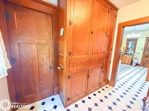 Entry Way - 1440 170th St, Hampton, IA 50441 photo 1 of 1