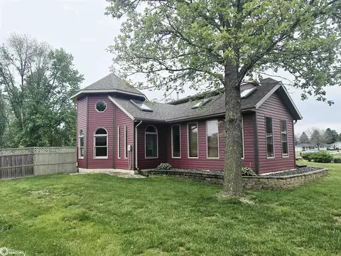 Exterior - 42 Golf View Ct, Garner, IA 50438 photo 4 of 9