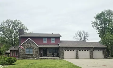 42 Golf View Ct, Garner, IA 50438