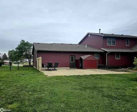 Exterior - 42 Golf View Ct, Garner, IA 50438 photo 5 of 9