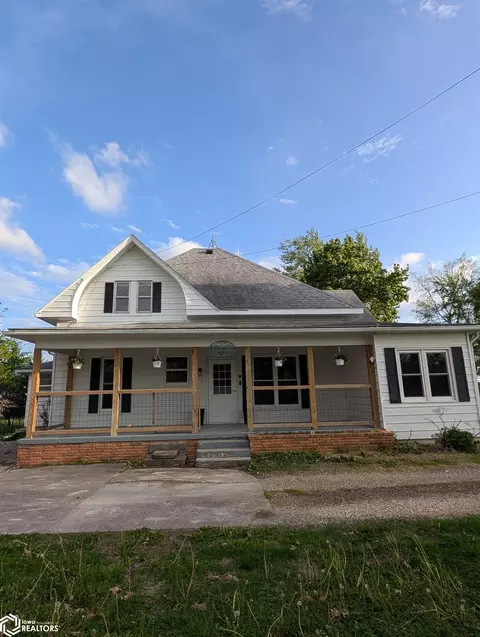 1185 Redwood Ave, Brighton, IA 52540