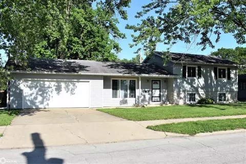 412 Indiana Ave, Iowa Falls, IA 50126