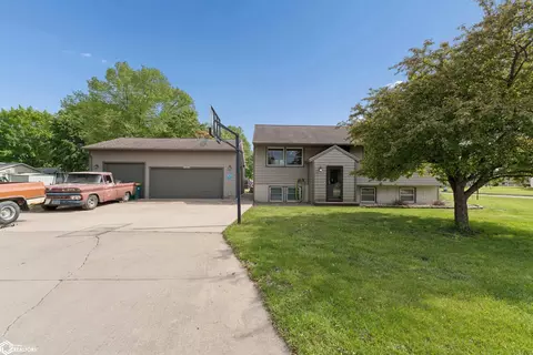 715 2nd St NW, Nora Springs, IA 50458
