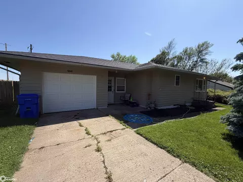 566 6th St S, Charter Oak, IA 51439