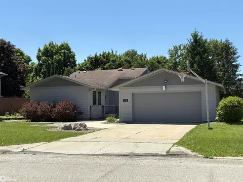 918 S Garfield Ave, Mason City, IA 50401