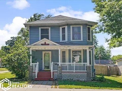 401 N Walnut St N, New London, IA 52645