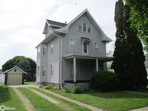 609 Crisman St, Dysart, IA 52224