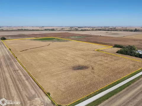 113 Th St, Zearing, IA 50278