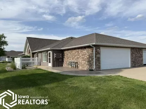 1701 E Deer Run Ln, Mount Pleasant, IA 52641