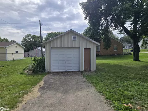 Other - 407 E Wall St, Centerville, IA 52544 photo 1 of 6