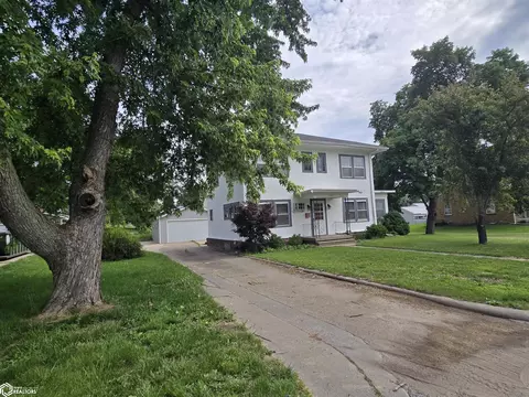 Exterior - 407 E Wall St, Centerville, IA 52544 photo 4 of 4