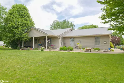 1716 Hillary, Burlington, IA 52601