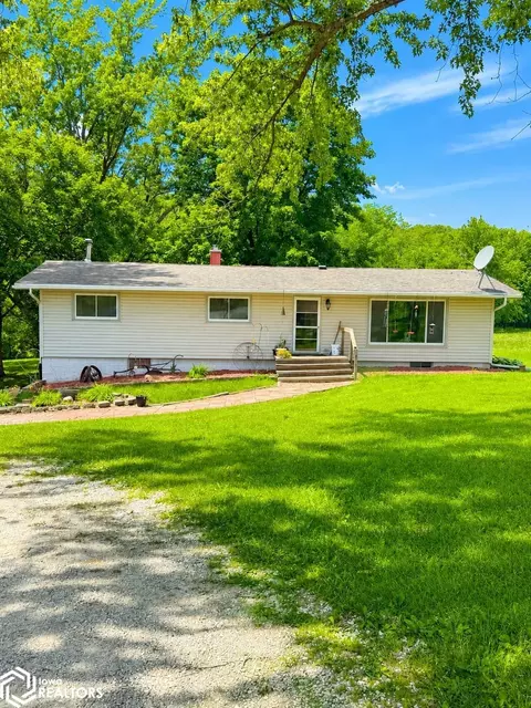 51361 192nd Trl, Chariton, IA 50049