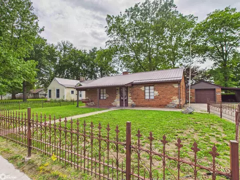 411 N Milner St, Ottumwa, IA 52501
