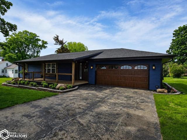 208 W Cedar, Hubbard, IA 50122