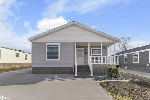 1500 E Linden Apt 122 Dr #122, Mount Pleasant, IA 52641