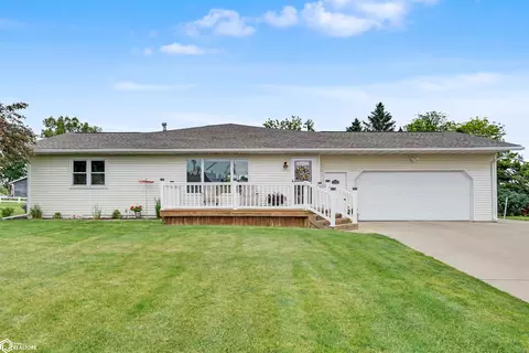 204 Bohen St, Marshalltown, IA 50158