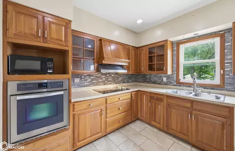 Kitchen - 1715 Broadway, Denison, IA 51442 photo 3 of 3