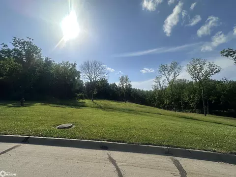 20285 Bella Vista Cir, Centerville, IA 52544