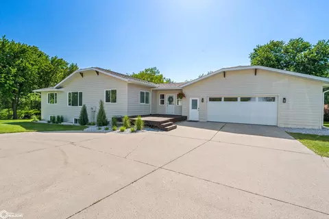 6235 Us Highway 69, Ames, IA 50010