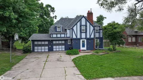 124 W Alta Vis, Ottumwa, IA 52501