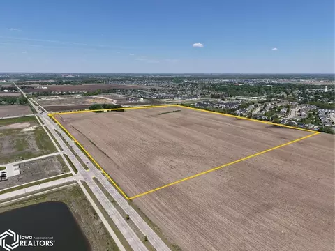 14172 NW 70th Ave, Grimes, IA 50111