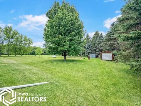 Exterior - 2024 Violet Ave, Aredale, IA 50605 photo 4 of 9
