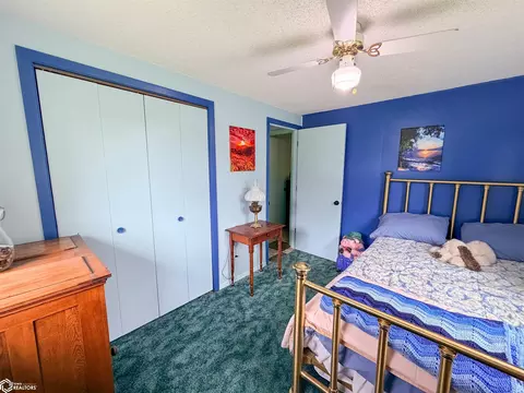 Bedroom - 2024 Violet Ave, Aredale, IA 50605 photo 6 of 8
