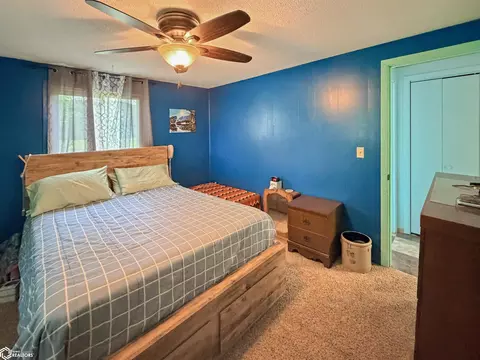 Bedroom - 2024 Violet Ave, Aredale, IA 50605 photo 1 of 8