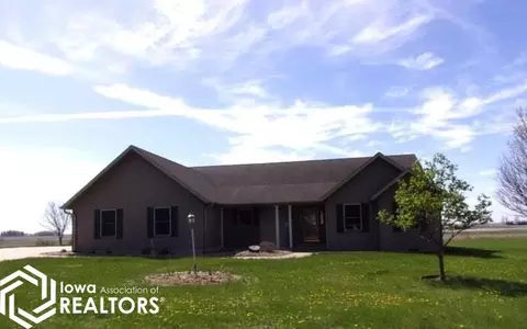 209 5th Ave SE, Badger, IA 50516