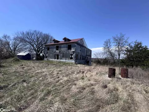 00000 Underahl Rd, Davis City, IA 50147