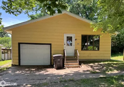 309 Cass St, Keosauqua, IA 52565
