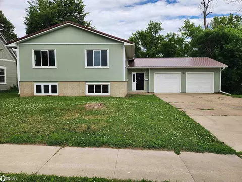1010 State St, Tama, IA 52339
