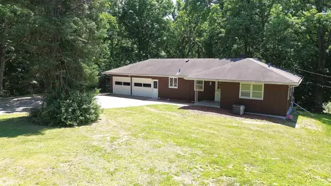 1701 Vogt St, Burlington, IA 52601