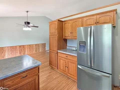 Kitchen - 421 12th Ave NE, Hampton, IA 50441 photo 4 of 4