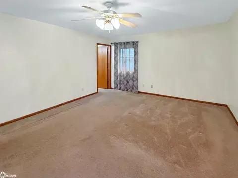 Bedroom - 421 12th Ave NE, Hampton, IA 50441 photo 1 of 6