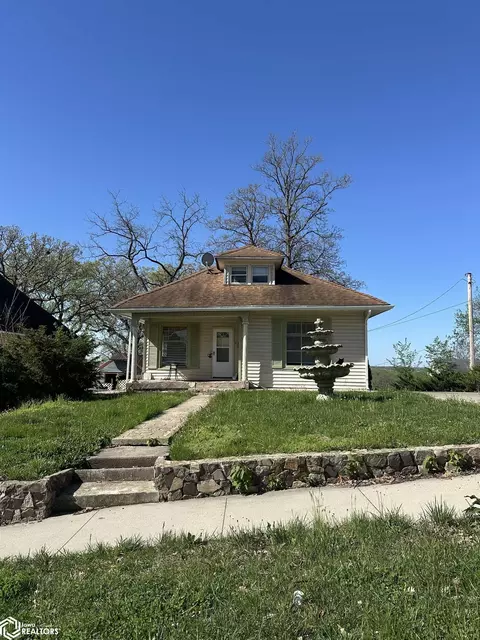 932 Sheffield St, Ottumwa, IA 52501