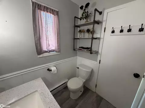 Bath - 409 S 15th St, Centerville, IA 52544 photo 1 of 5